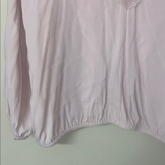 NWT Express Pink Lace Blouse - Picture 4 of 7